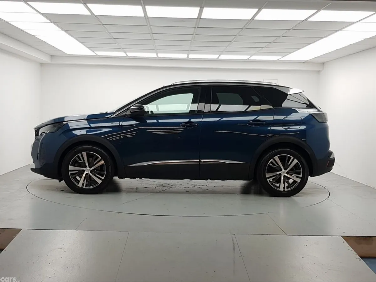 Peugeot 3008 MPV, Petrol Plug-in Hybrid, 2023, Blue