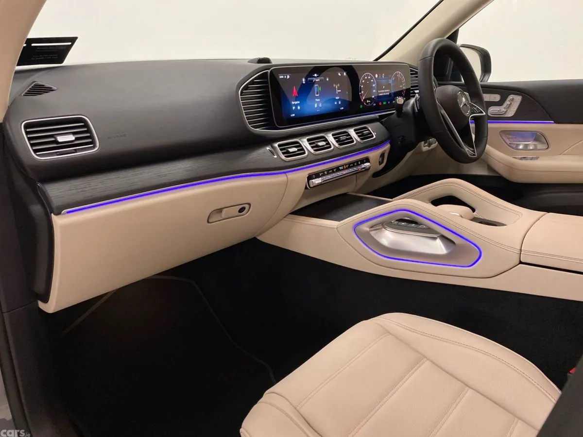 Mercedes-Benz GLE SUV, Petrol Plug-in Hybrid, 2026, Grey