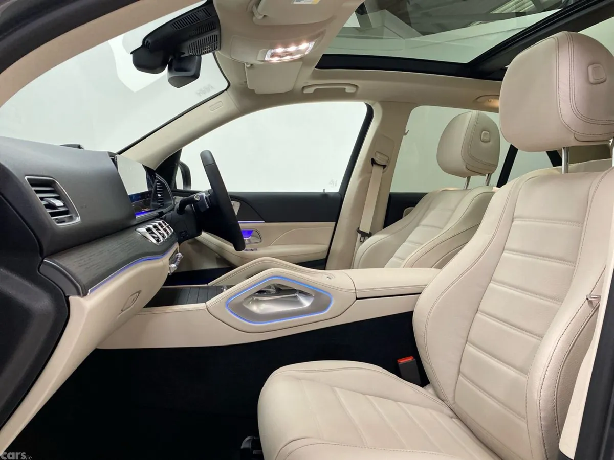 Mercedes-Benz GLE SUV, Petrol Plug-in Hybrid, 2026, Grey
