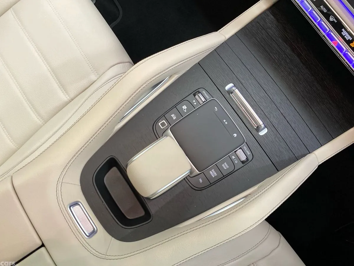 Mercedes-Benz GLE SUV, Petrol Plug-in Hybrid, 2026, Grey