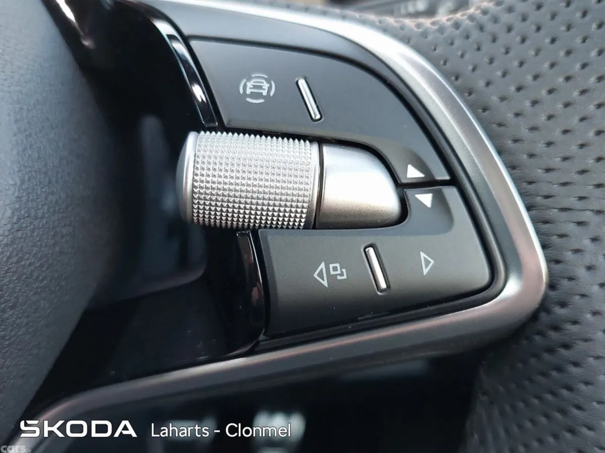 Skoda Octavia Saloon, Diesel, 2026, White