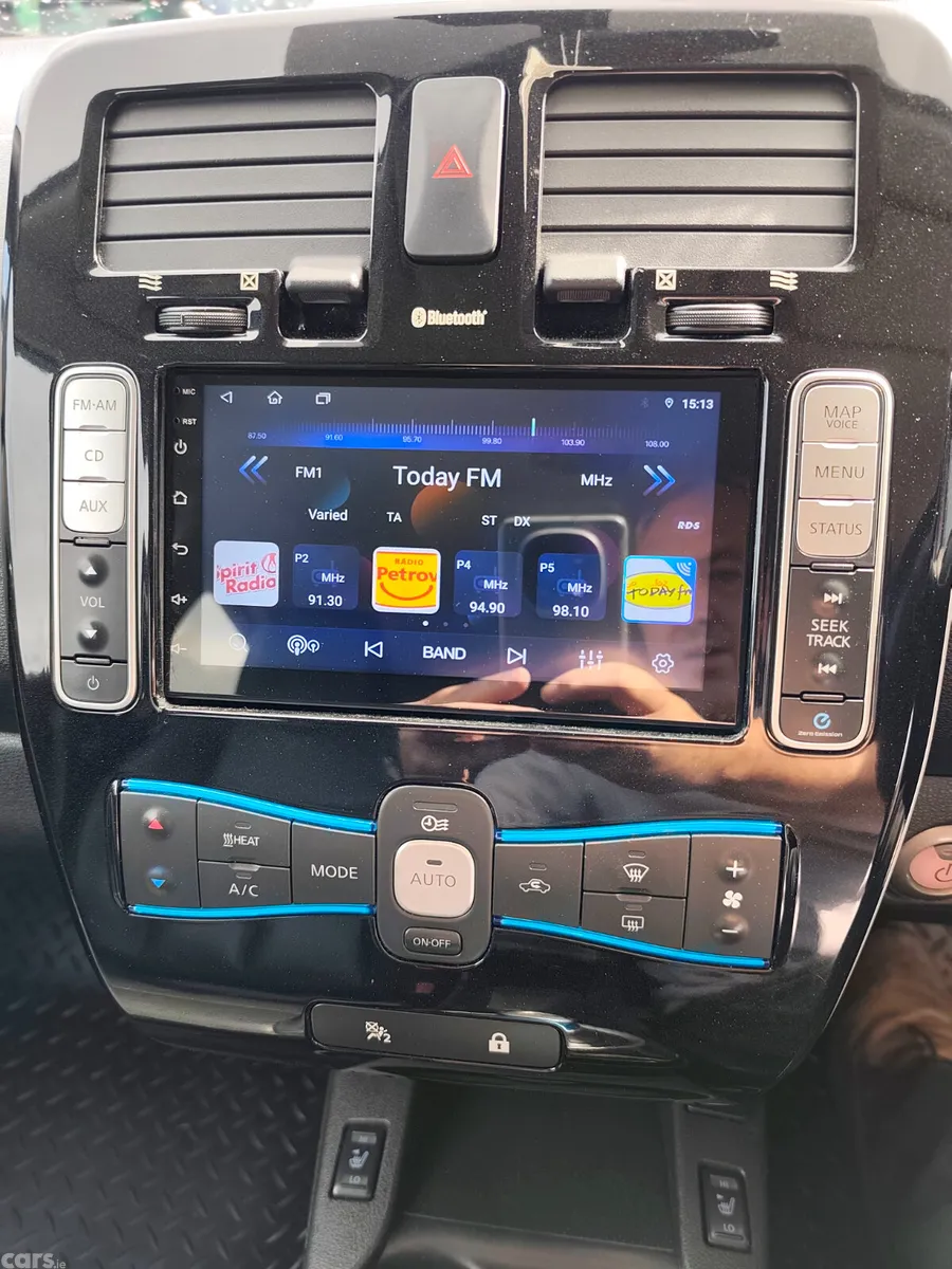 Nissan Leaf Hatchback, Electric, 2015, Silver