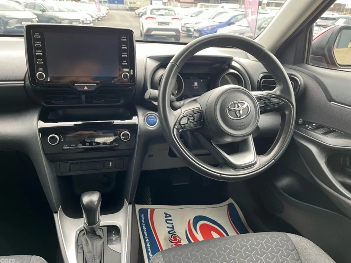 Toyota Yaris Cross Hatchback, Petrol Hybrid, 2024, Red