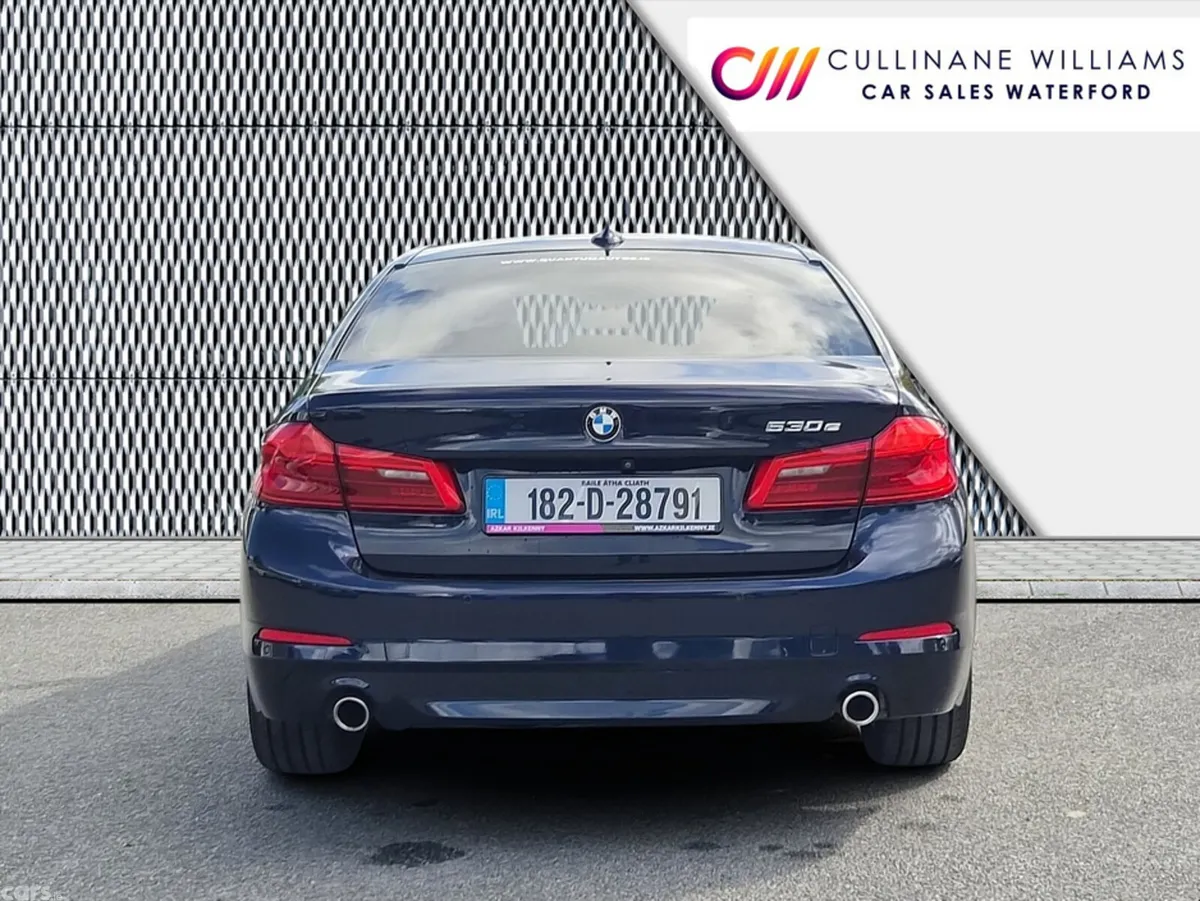 BMW 5-Series Saloon, Petrol Plug-in Hybrid, 2018, Blue