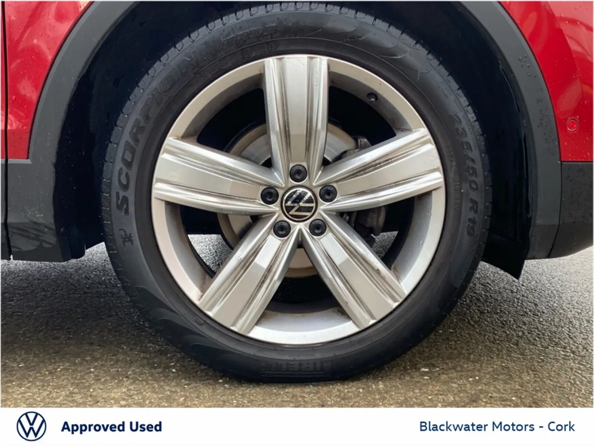 Volkswagen Tiguan SUV, Diesel, 2023, Red
