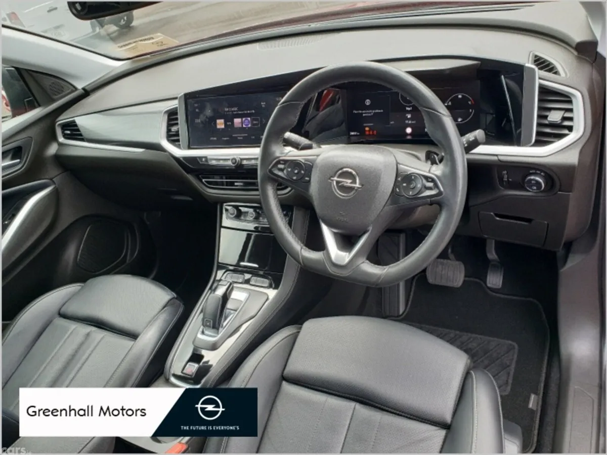 Opel Grandland MPV, Petrol, 2023, Red