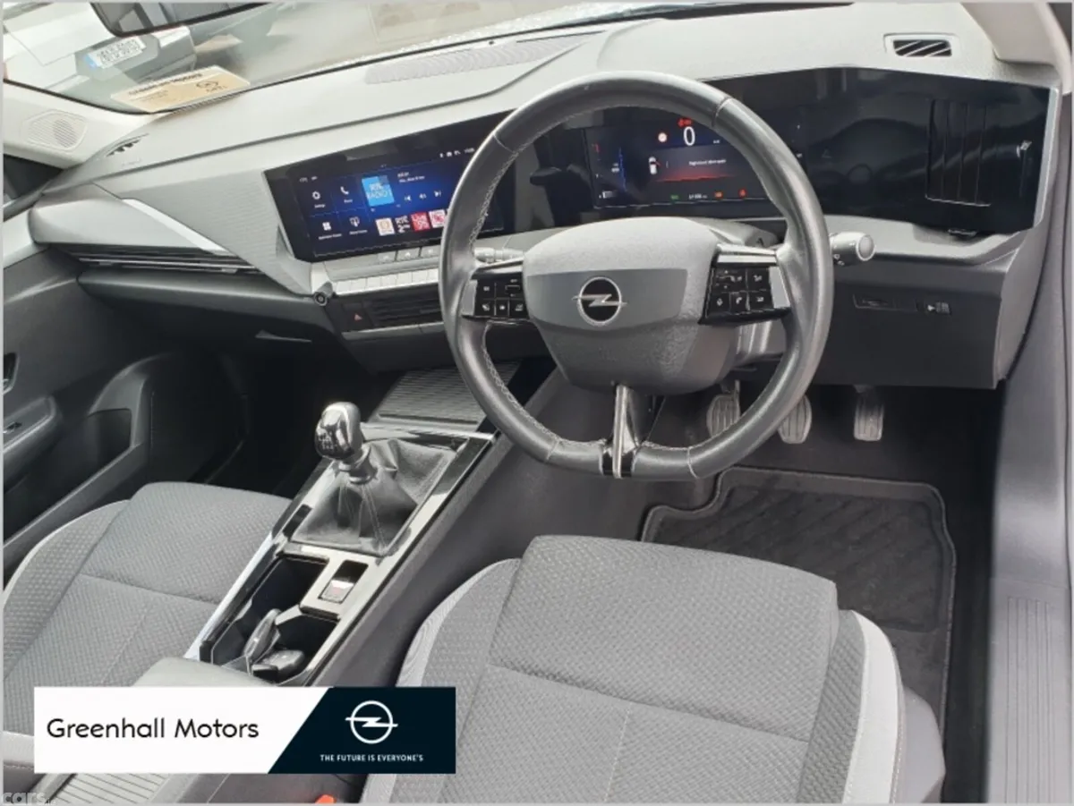 Opel Astra Hatchback, Petrol, 2023, Grey