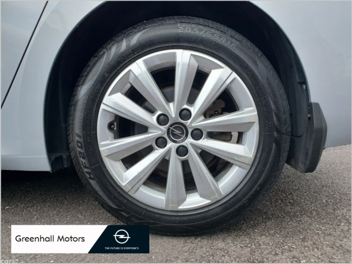 Opel Astra Hatchback, Petrol, 2023, Grey