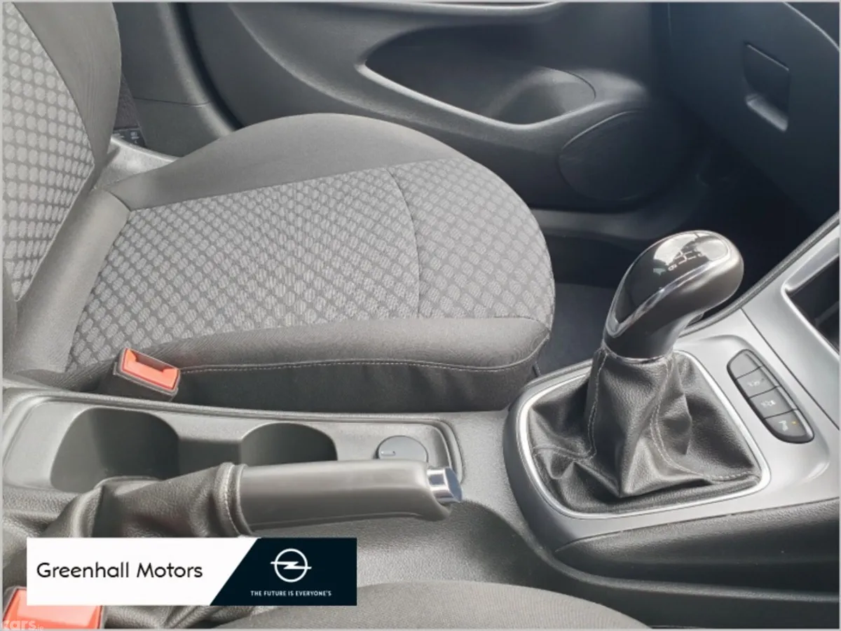 Opel Astra Hatchback, Petrol, 2021, Grey