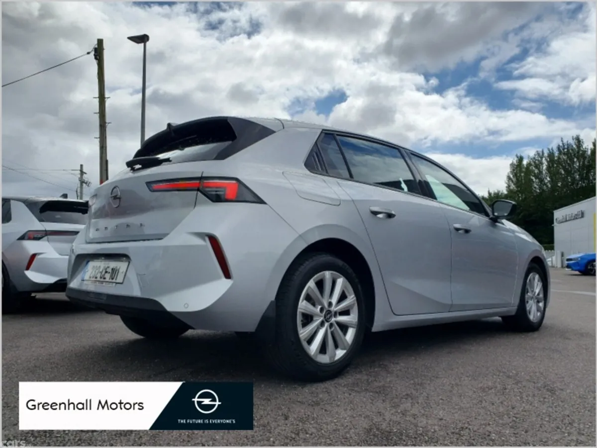 Opel Astra Hatchback, Petrol, 2023, Grey