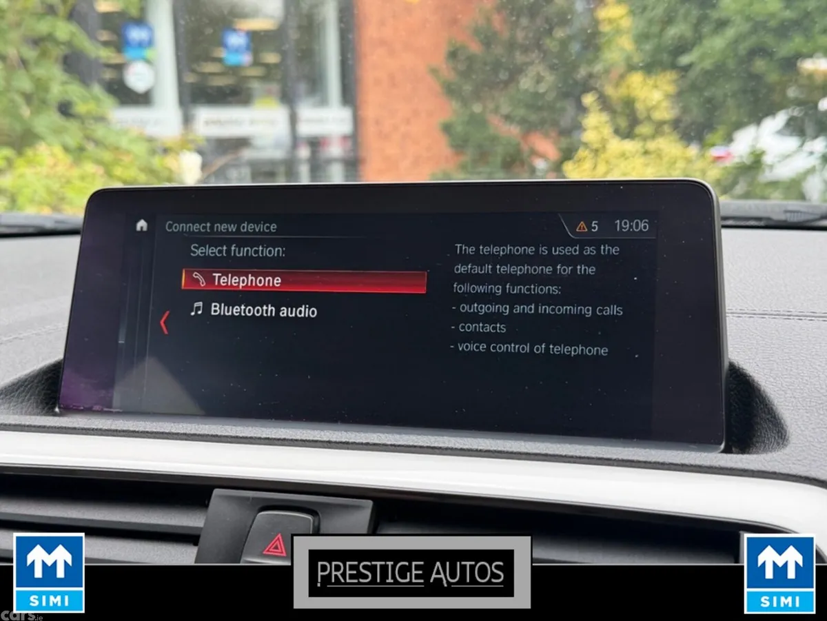 BMW 1-Series Hatchback, Diesel, 2018, Blue