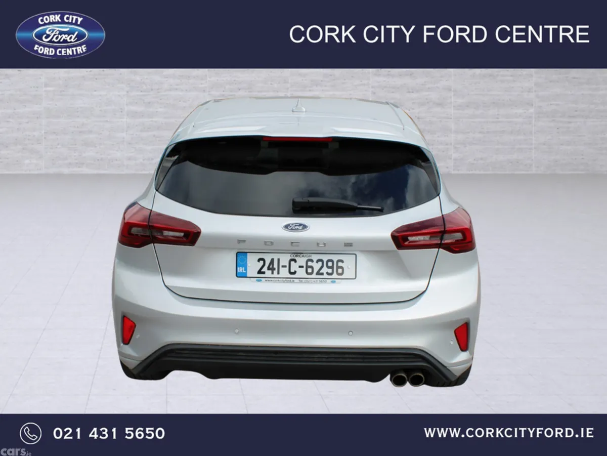 Ford Focus Hatchback, Petrol, 2024, Grey