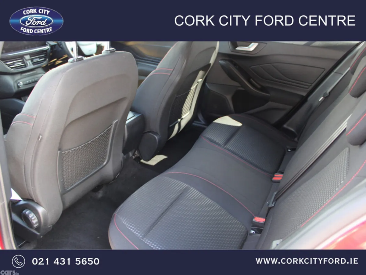 Ford Focus Hatchback, Petrol Hybrid, 2024, Red