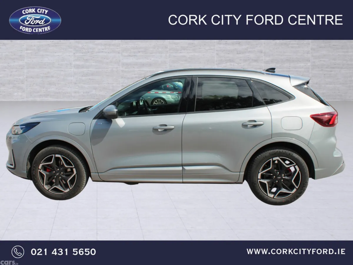 Ford Kuga MPV, Petrol Plug-in Hybrid, 2026, Grey
