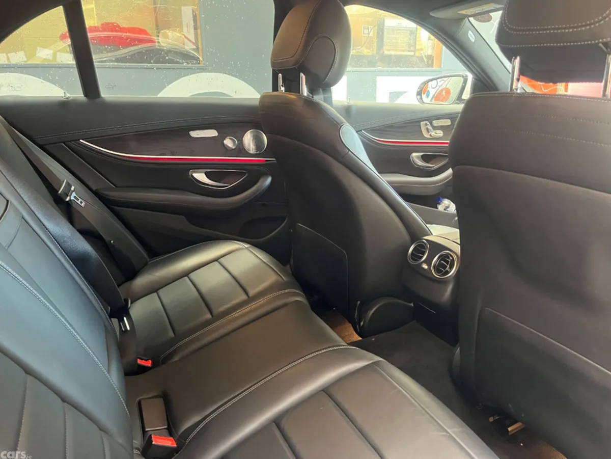 Mercedes-Benz E-Class Saloon, Electric, 2017, White