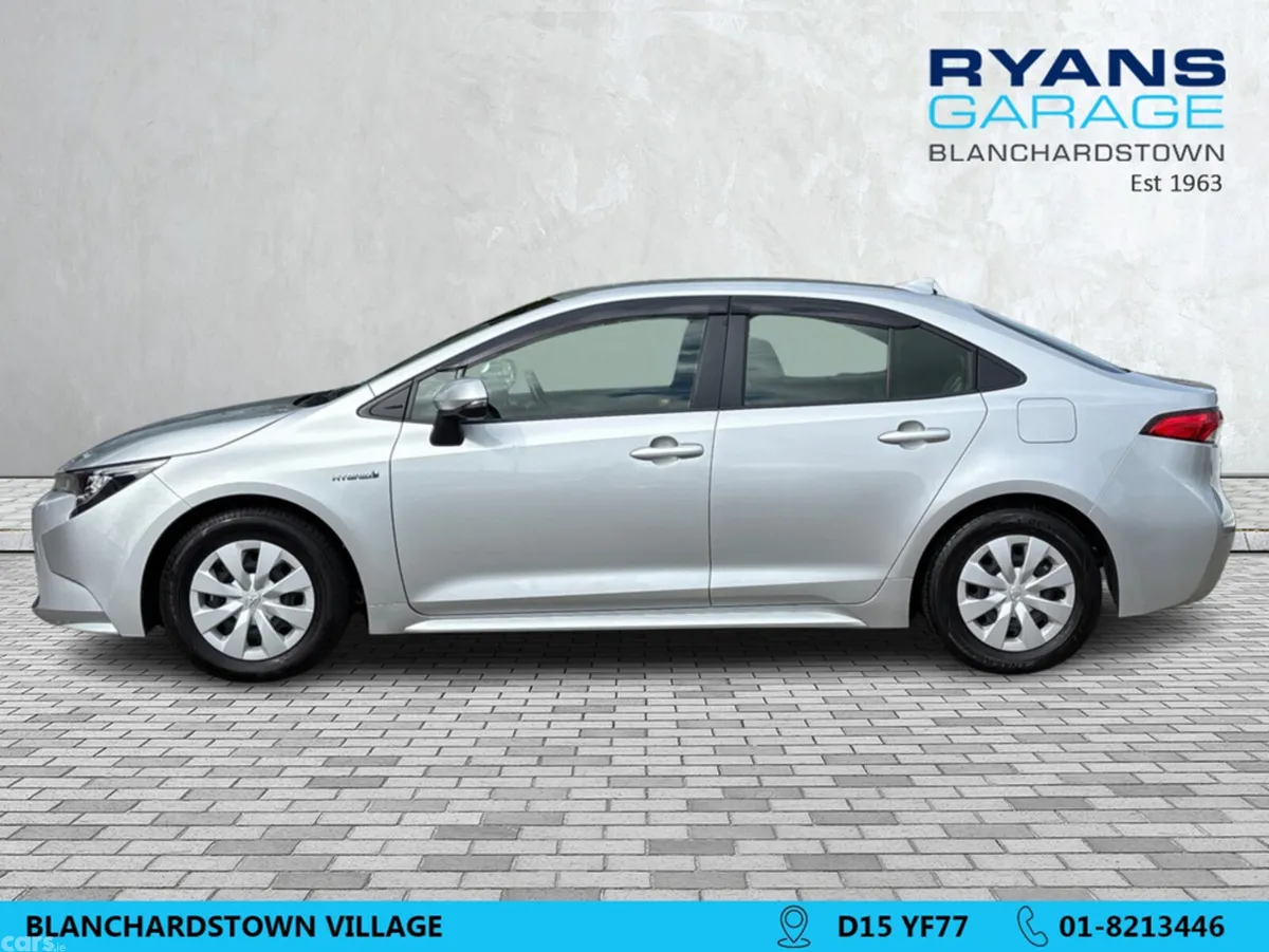 Toyota Corolla Saloon, Petrol Hybrid, 2020, Silver
