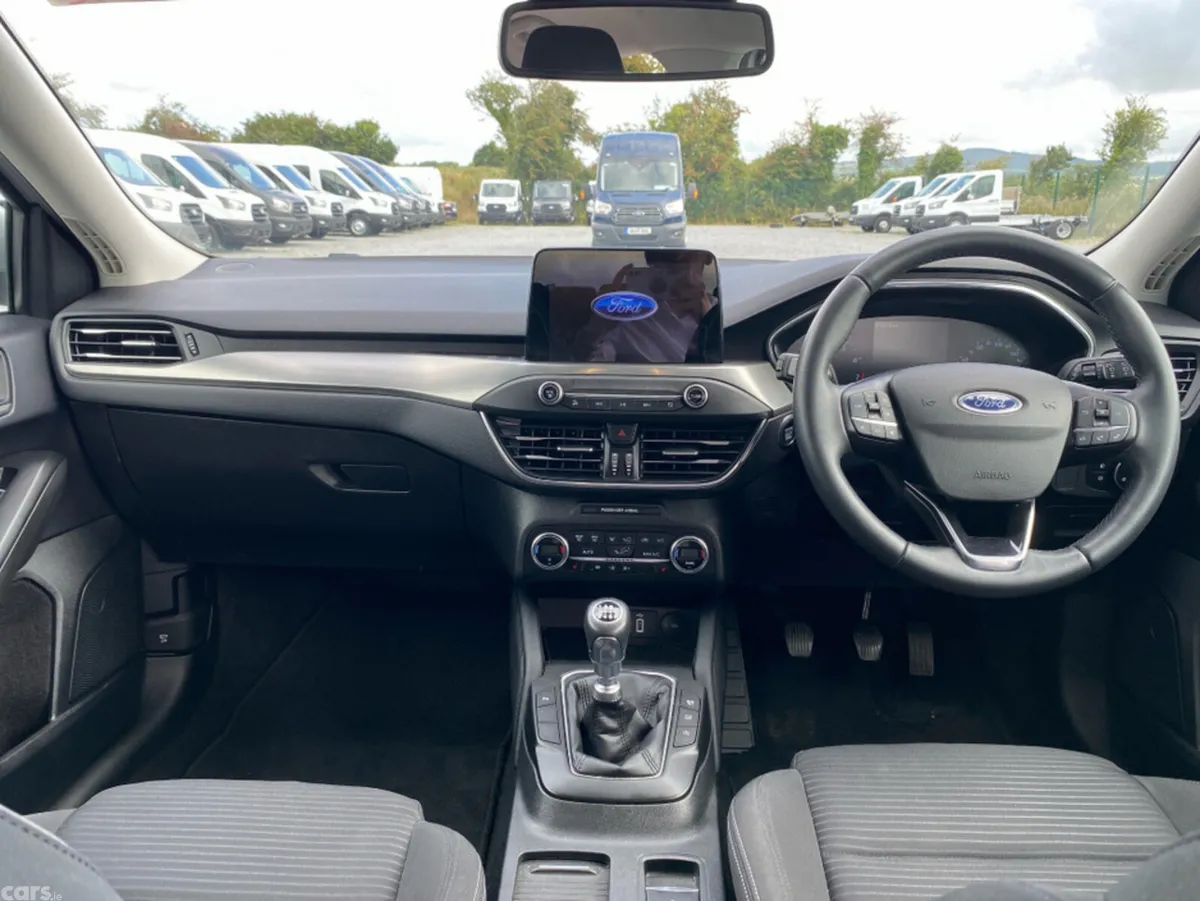 Ford Focus Hatchback, Petrol, 2020, Grey