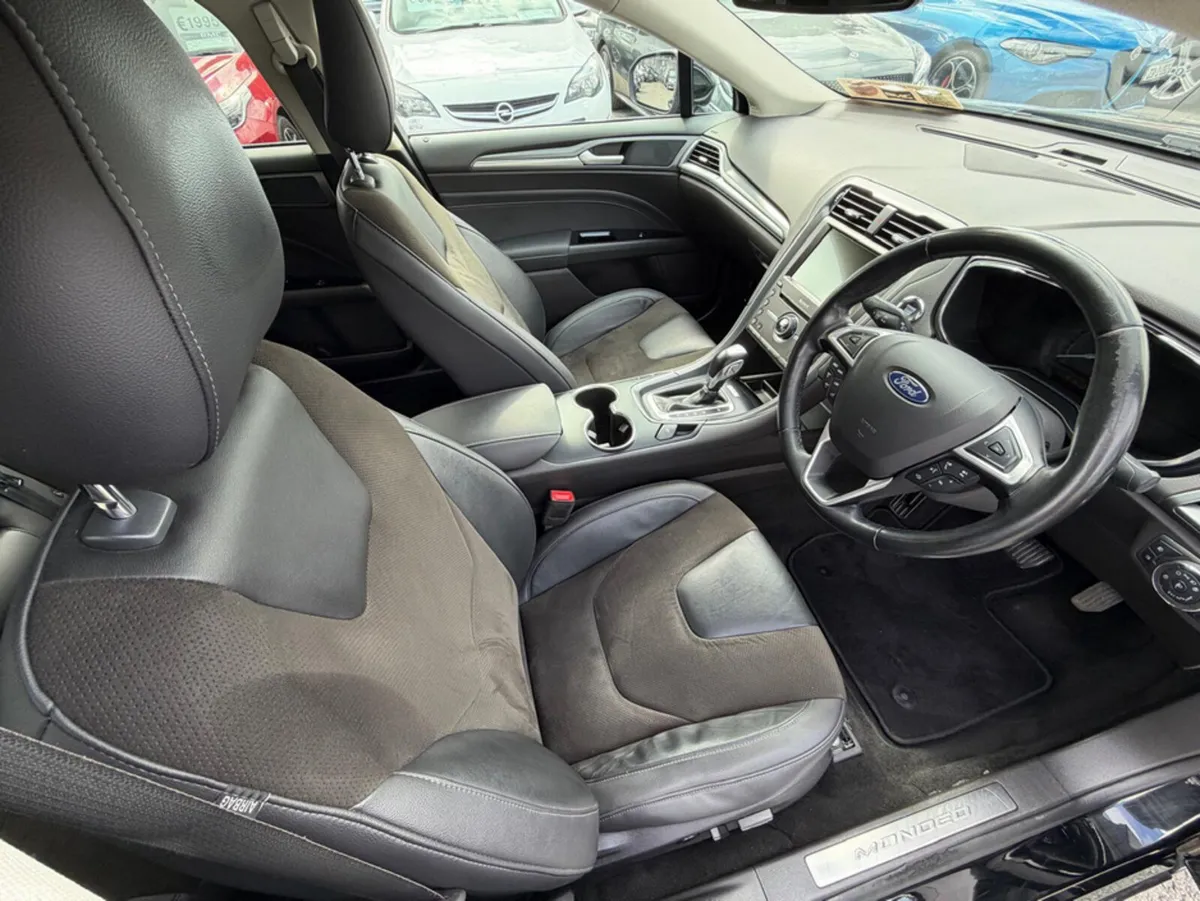 Ford Mondeo Hatchback, Petrol Hybrid, 2019, Black