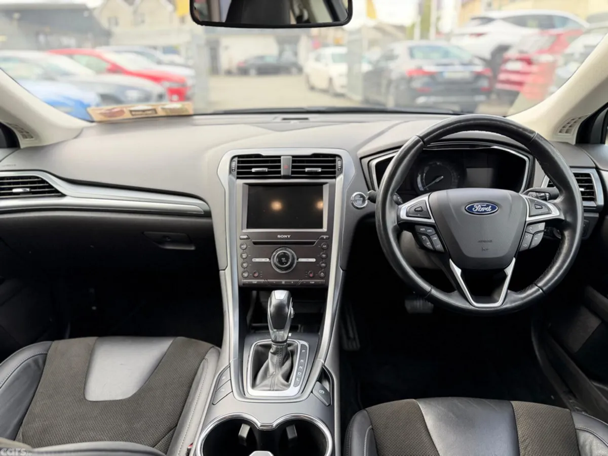 Ford Mondeo Hatchback, Petrol Hybrid, 2019, Black