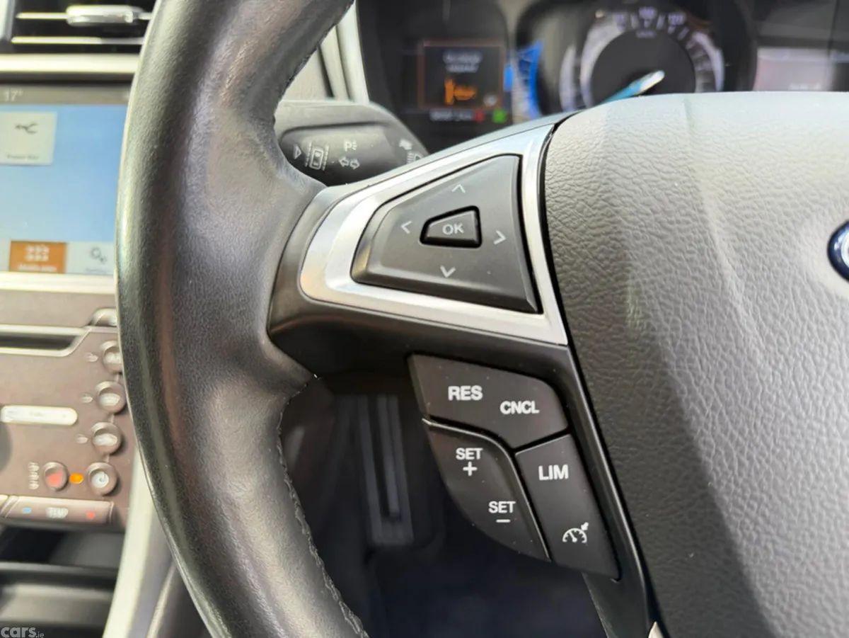 Ford Mondeo Hatchback, Petrol Hybrid, 2019, Black