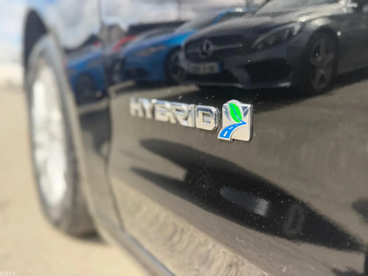 Ford Mondeo Hatchback, Petrol Hybrid, 2019, Black
