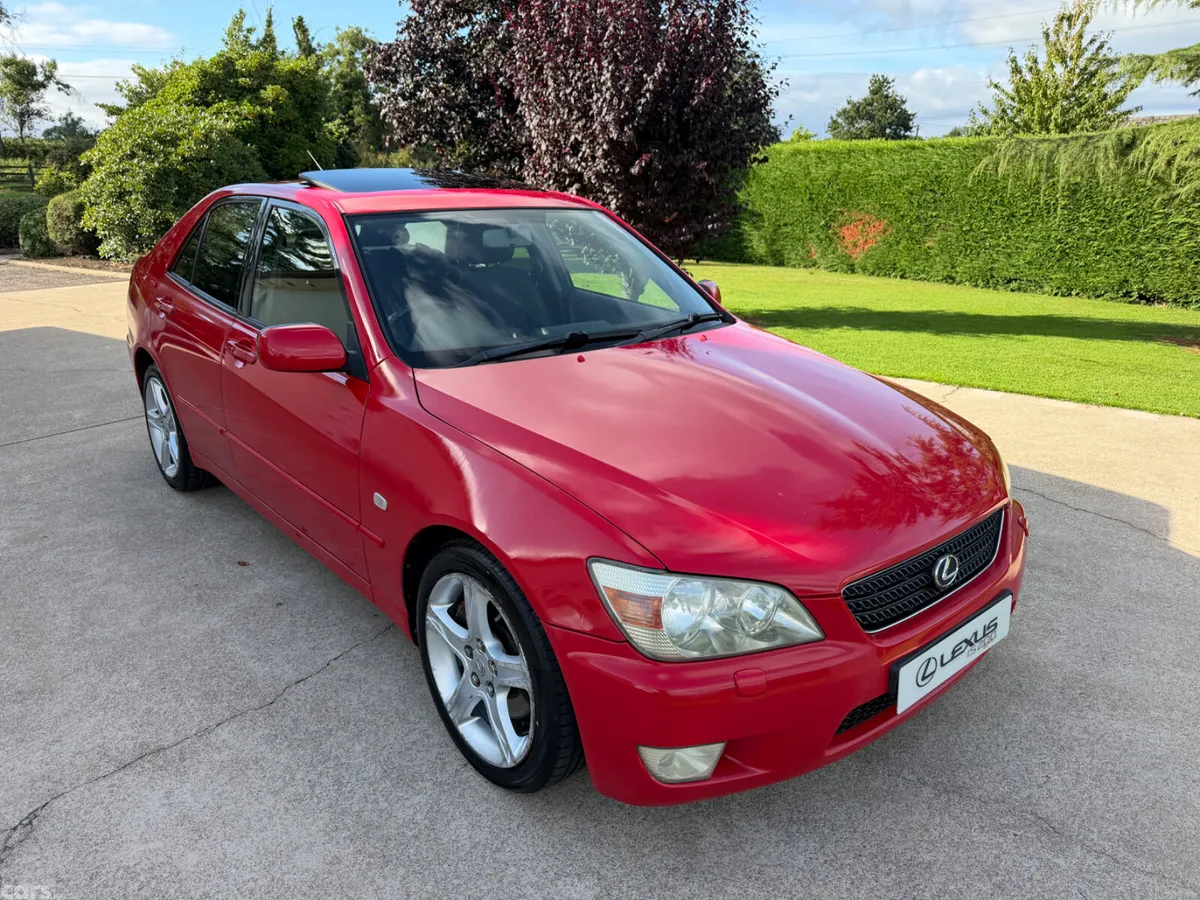 Lexus IS Saloon, Petrol, 2002, Red