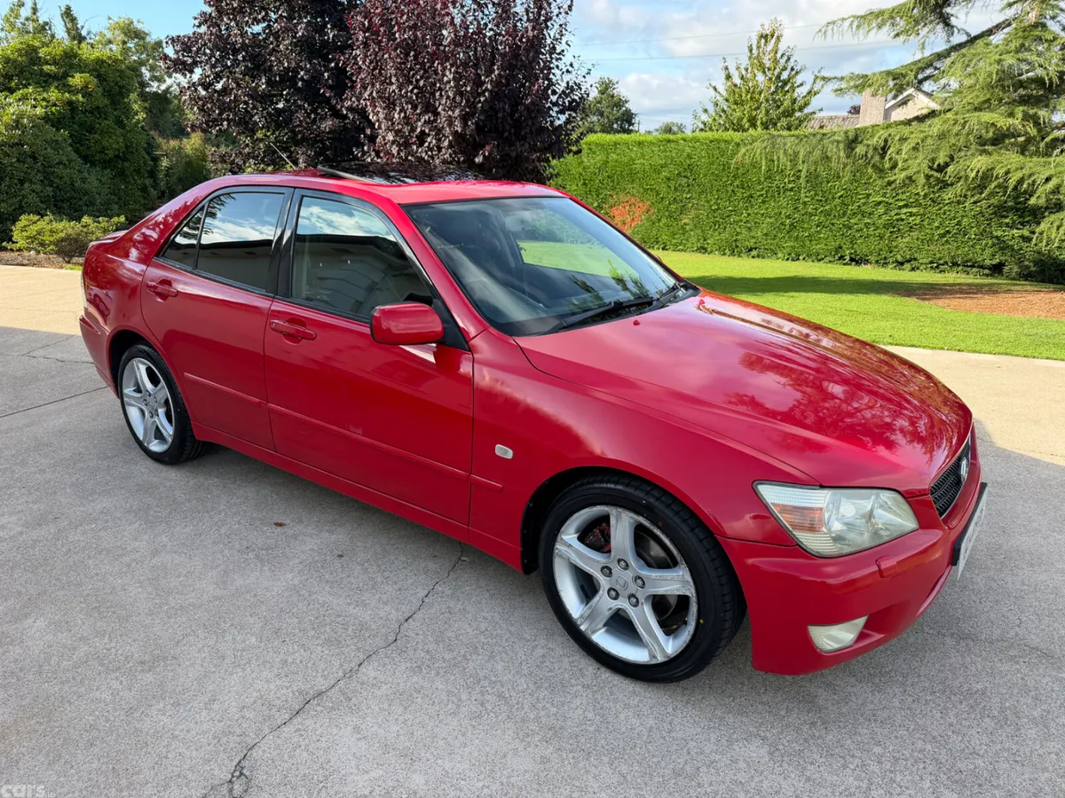 Lexus IS Saloon, Petrol, 2002, Red