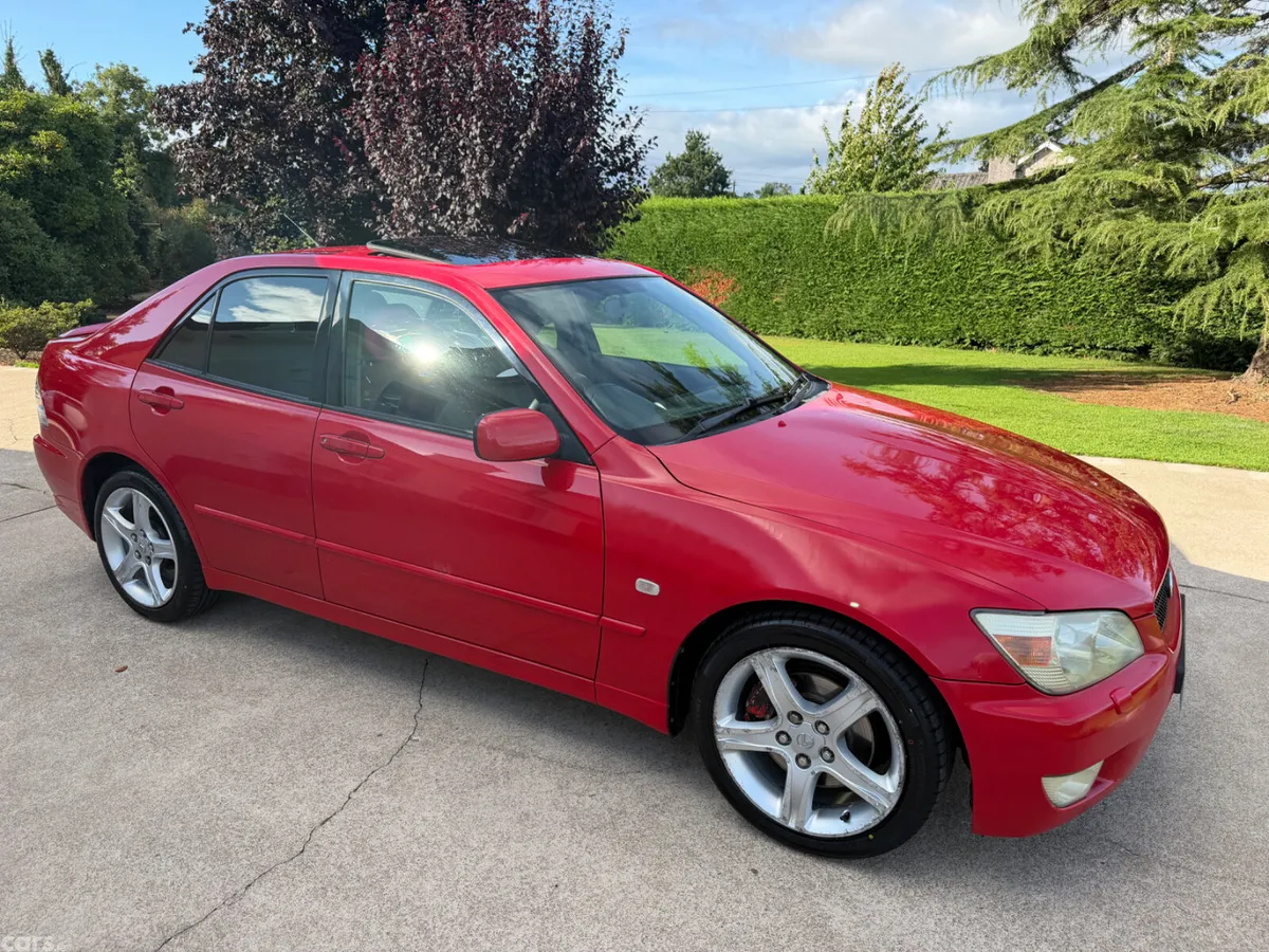 Lexus IS Saloon, Petrol, 2002, Red