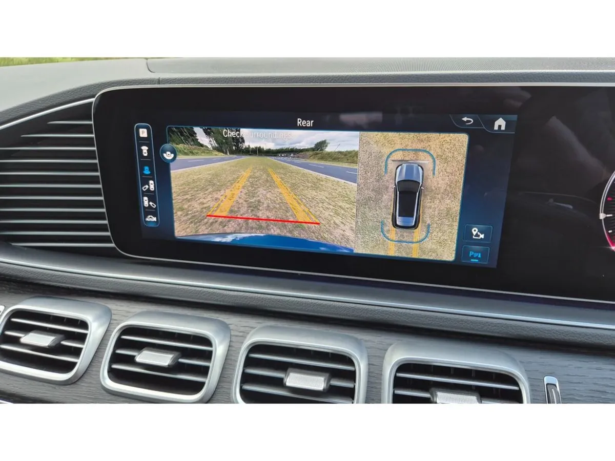 Mercedes-Benz GLE SUV, Petrol Plug-in Hybrid, 2024, Green