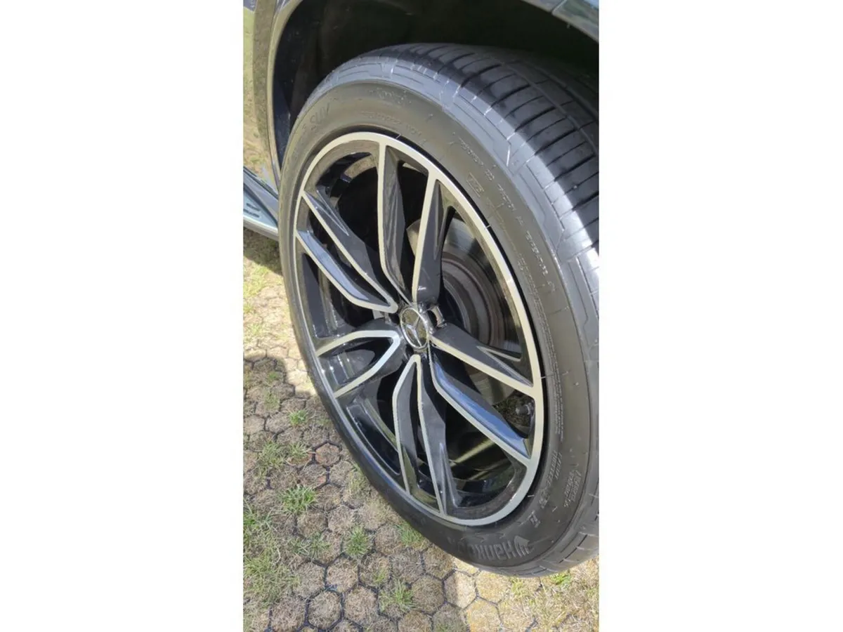 Mercedes-Benz GLE SUV, Petrol Plug-in Hybrid, 2024, Green