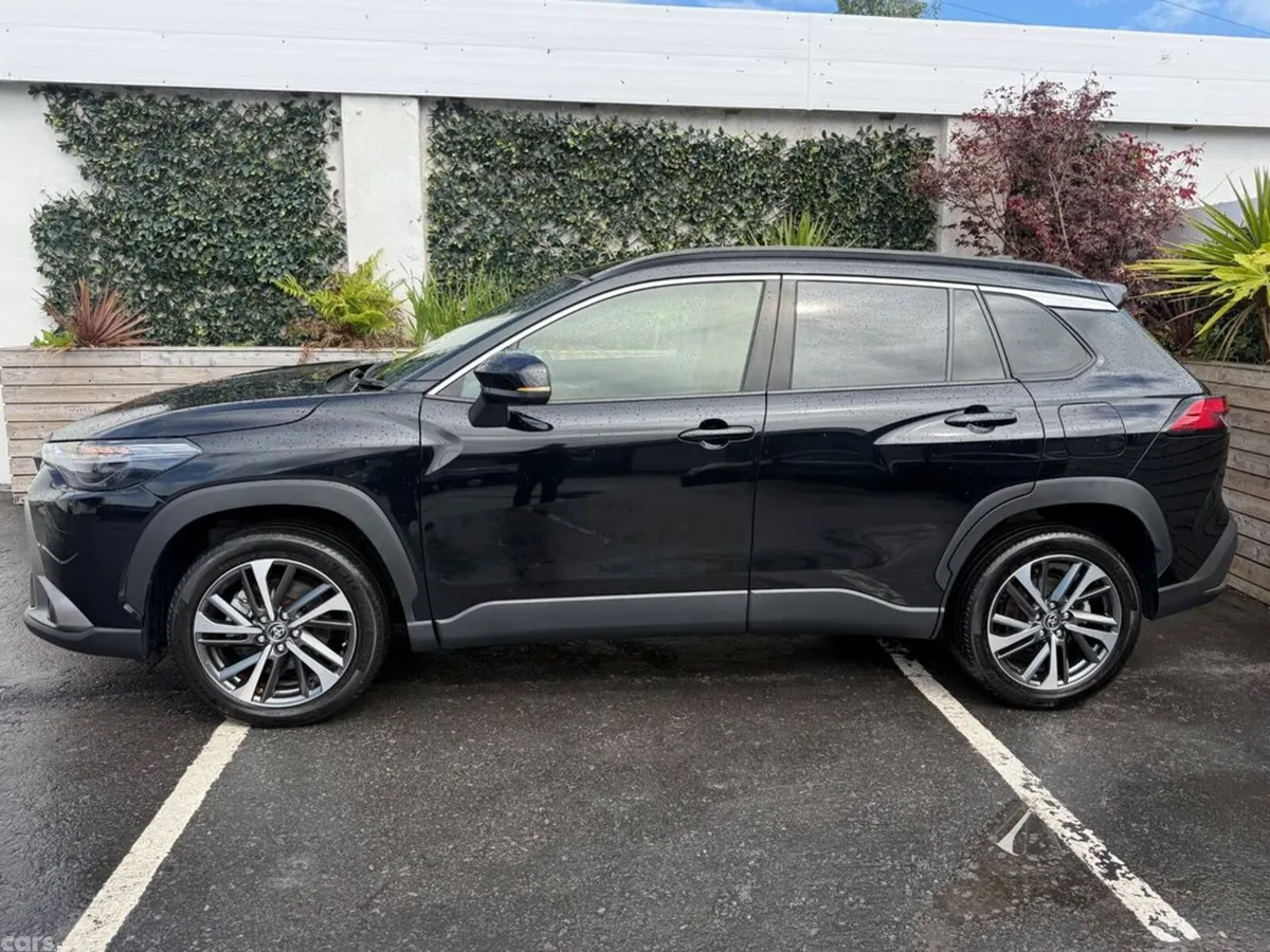 Toyota Corolla Cross SUV, Petrol Hybrid, 2023, Black