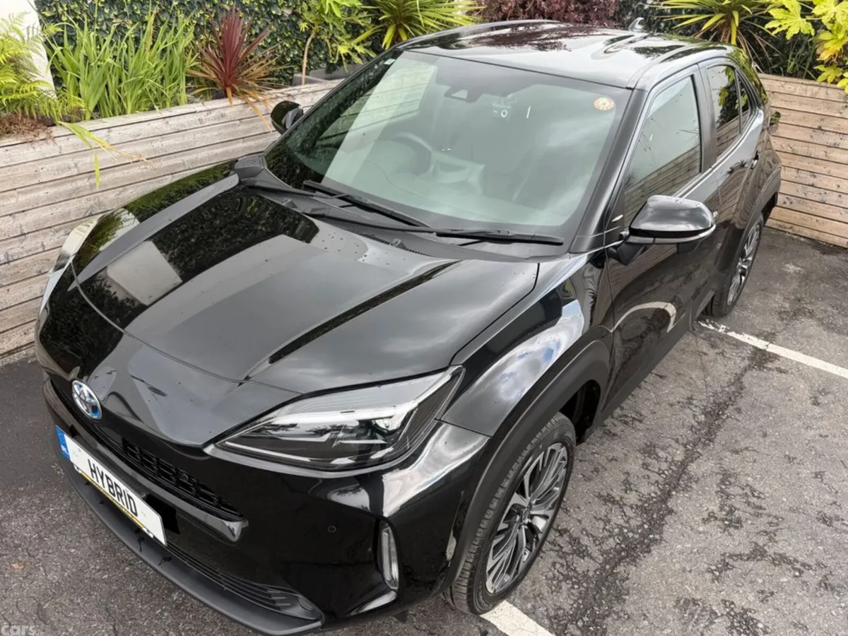 Toyota Yaris Cross SUV, Petrol Hybrid, 2022, Black