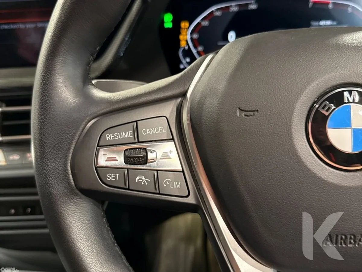 BMW 1-Series Hatchback, Petrol, 2020, Red
