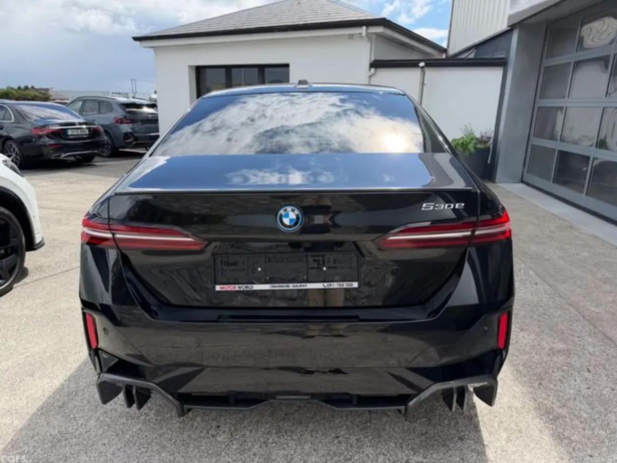 BMW 5-Series Saloon, Petrol Plug-in Hybrid, 2024, Black