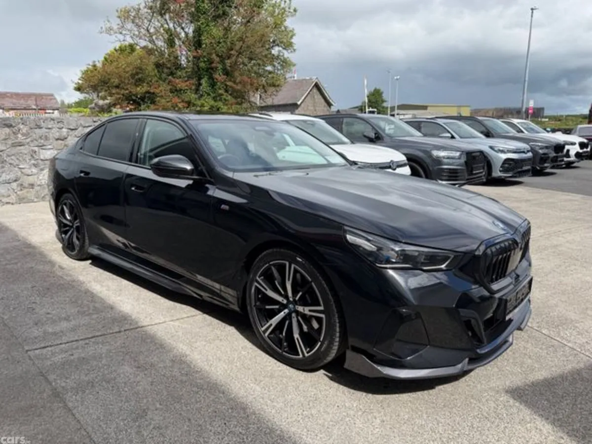 BMW 5-Series Saloon, Petrol Plug-in Hybrid, 2024, Black