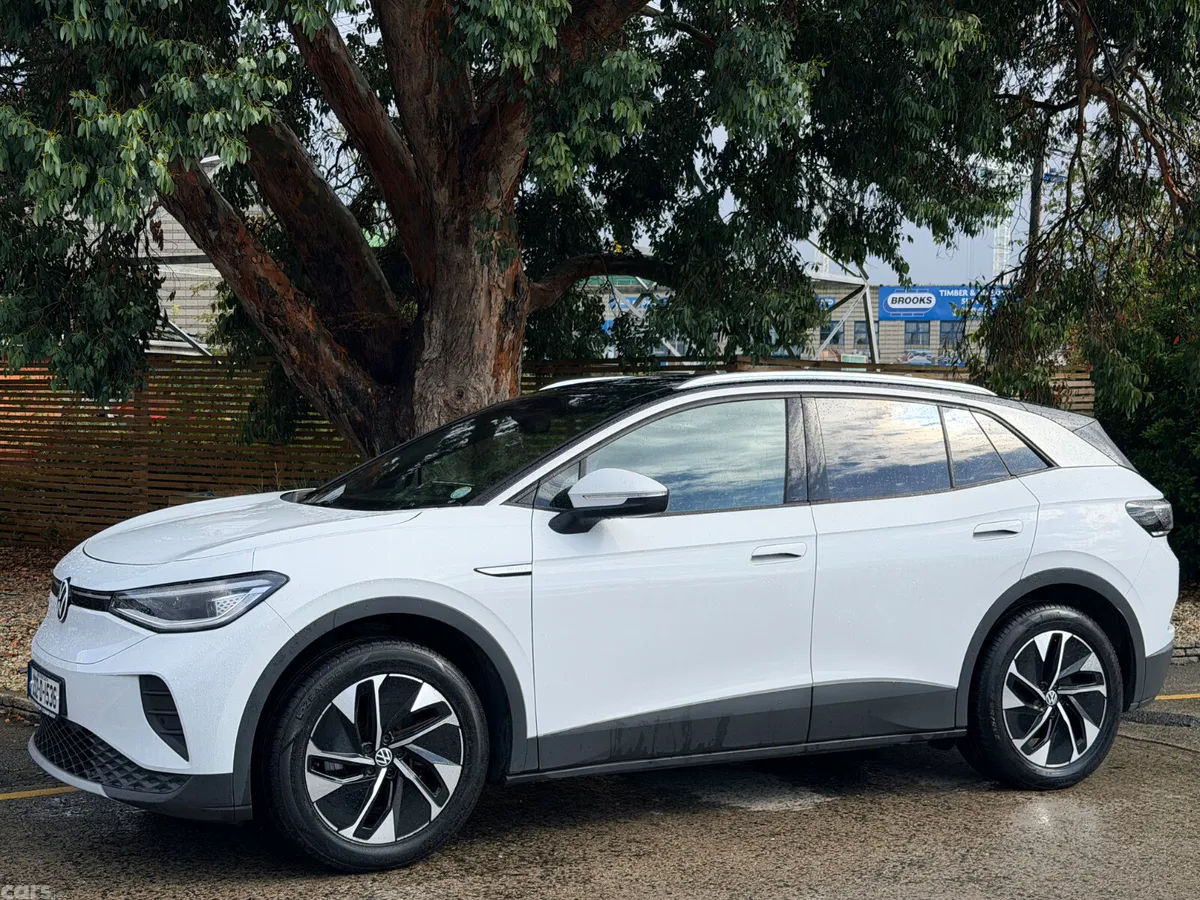 Volkswagen ID.4 Estate, Electric, 2023, White