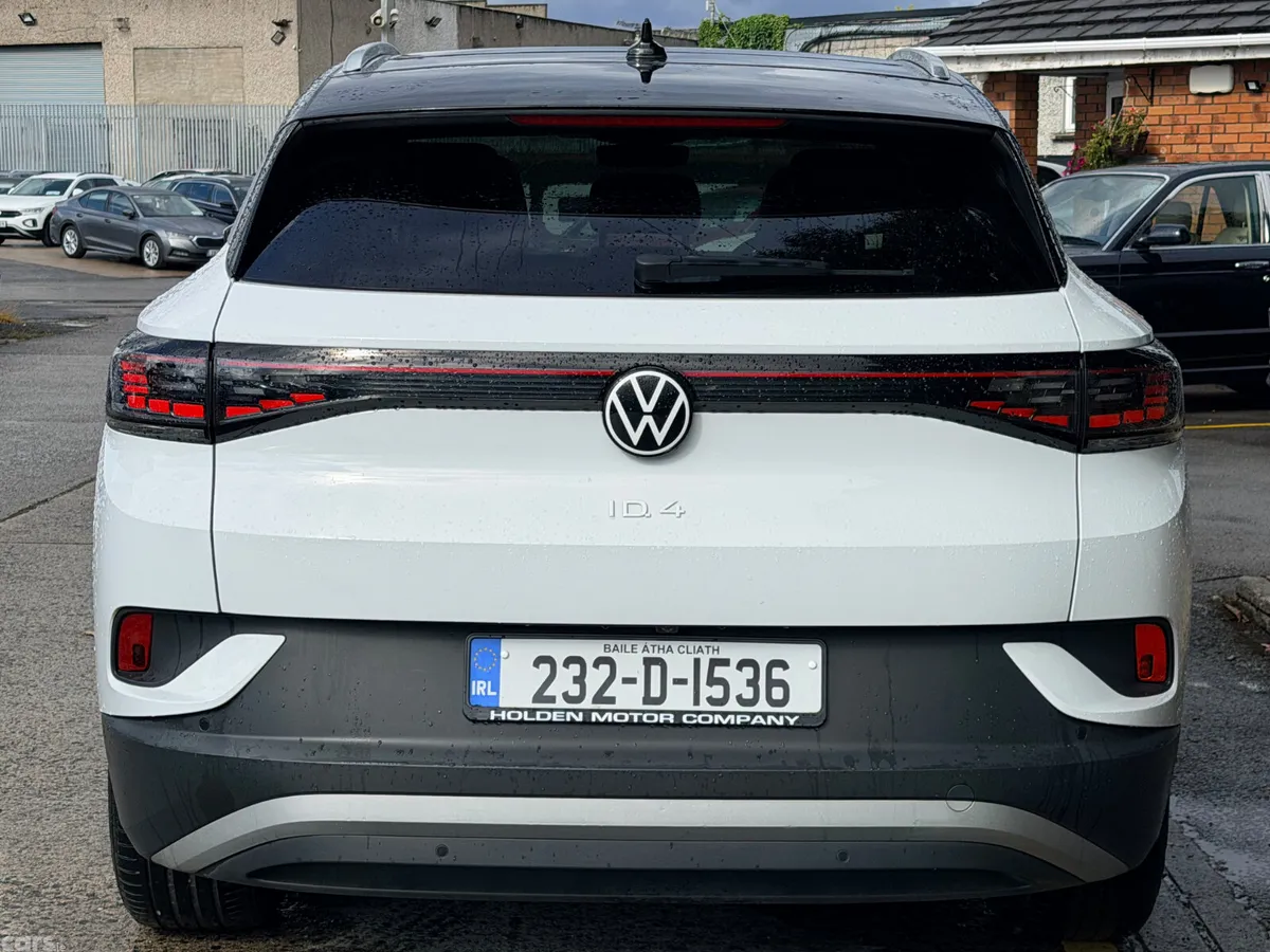 Volkswagen ID.4 Estate, Electric, 2023, White