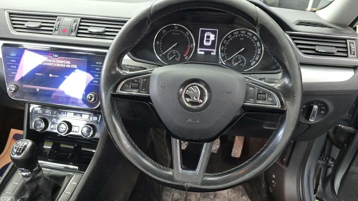 Skoda Superb Saloon, Diesel, 2019, Grey