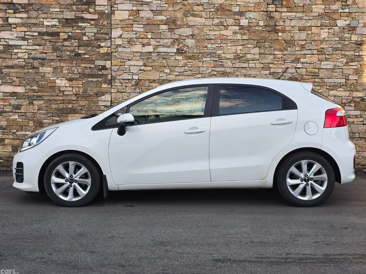 Kia Rio Hatchback, Diesel, 2017, White