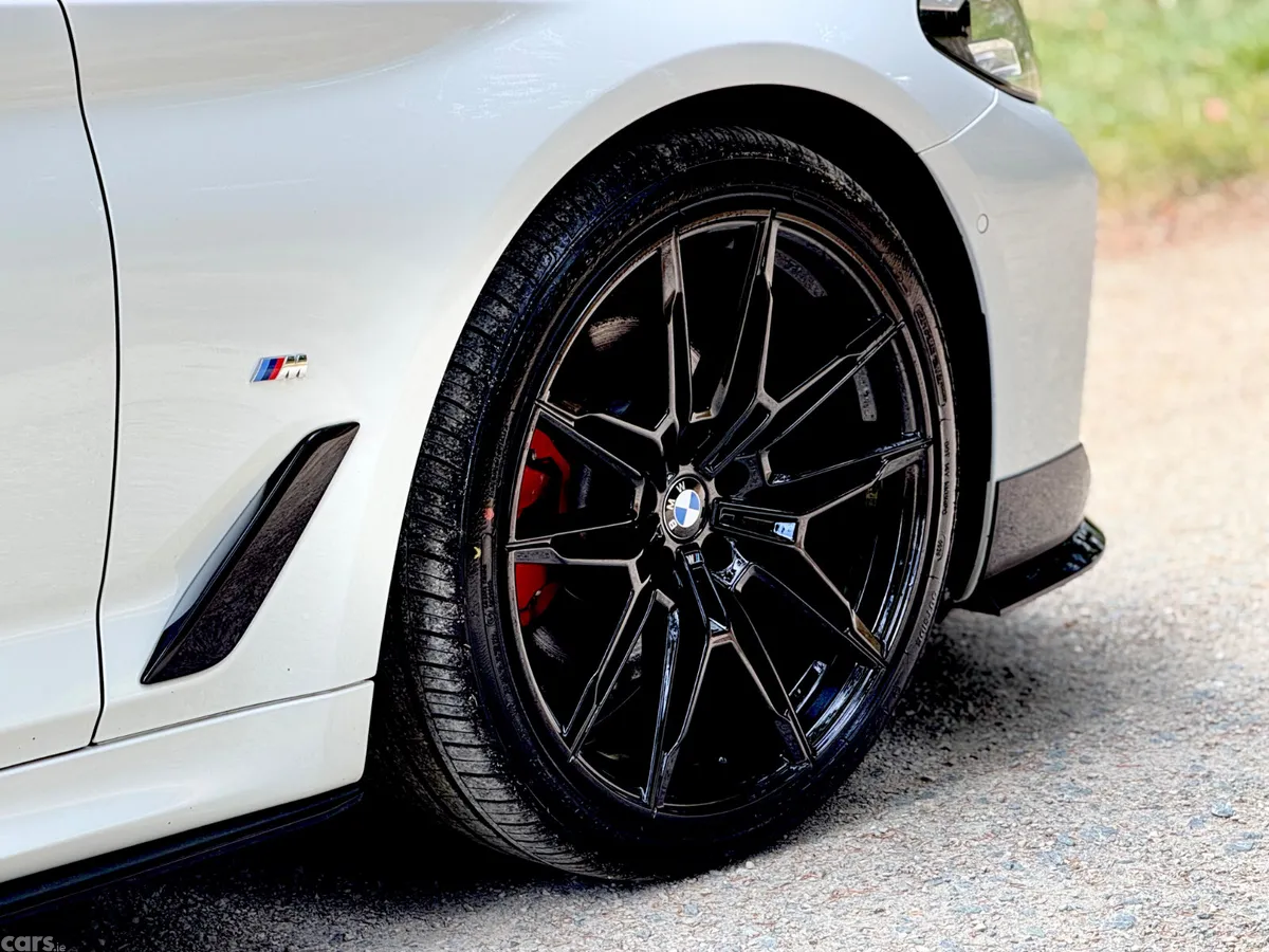 BMW 5-Series Saloon, Diesel, 2022, White