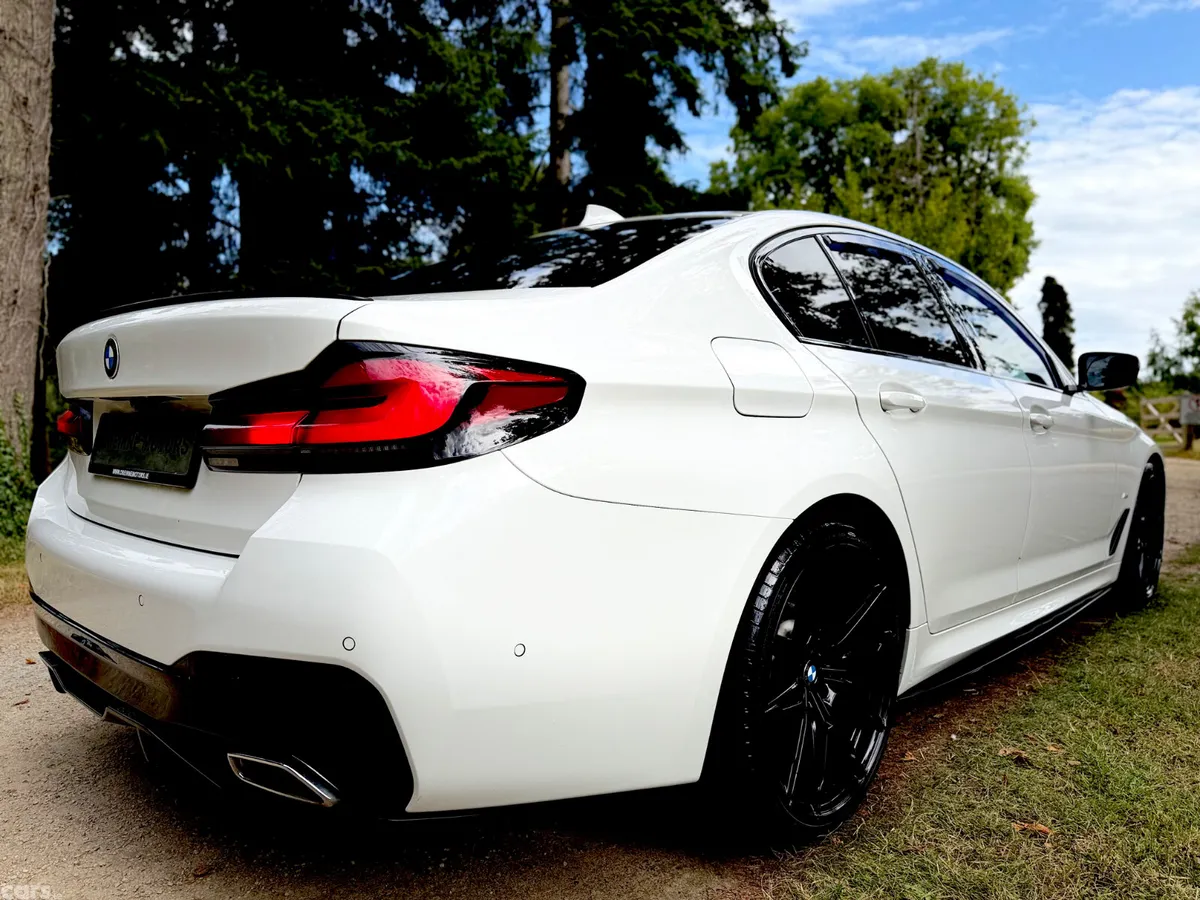 BMW 5-Series Saloon, Diesel, 2022, White