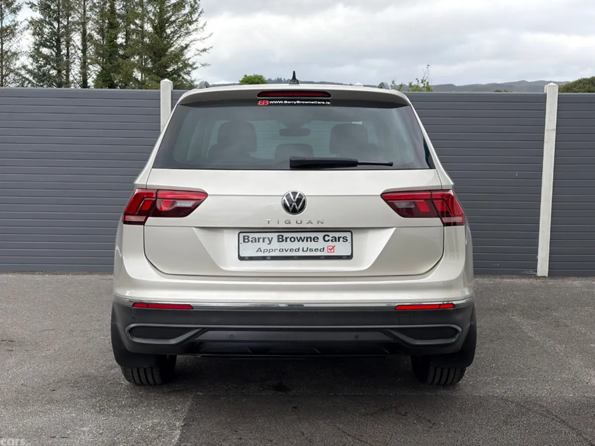 Volkswagen Tiguan Estate, Diesel, 2023, Silver