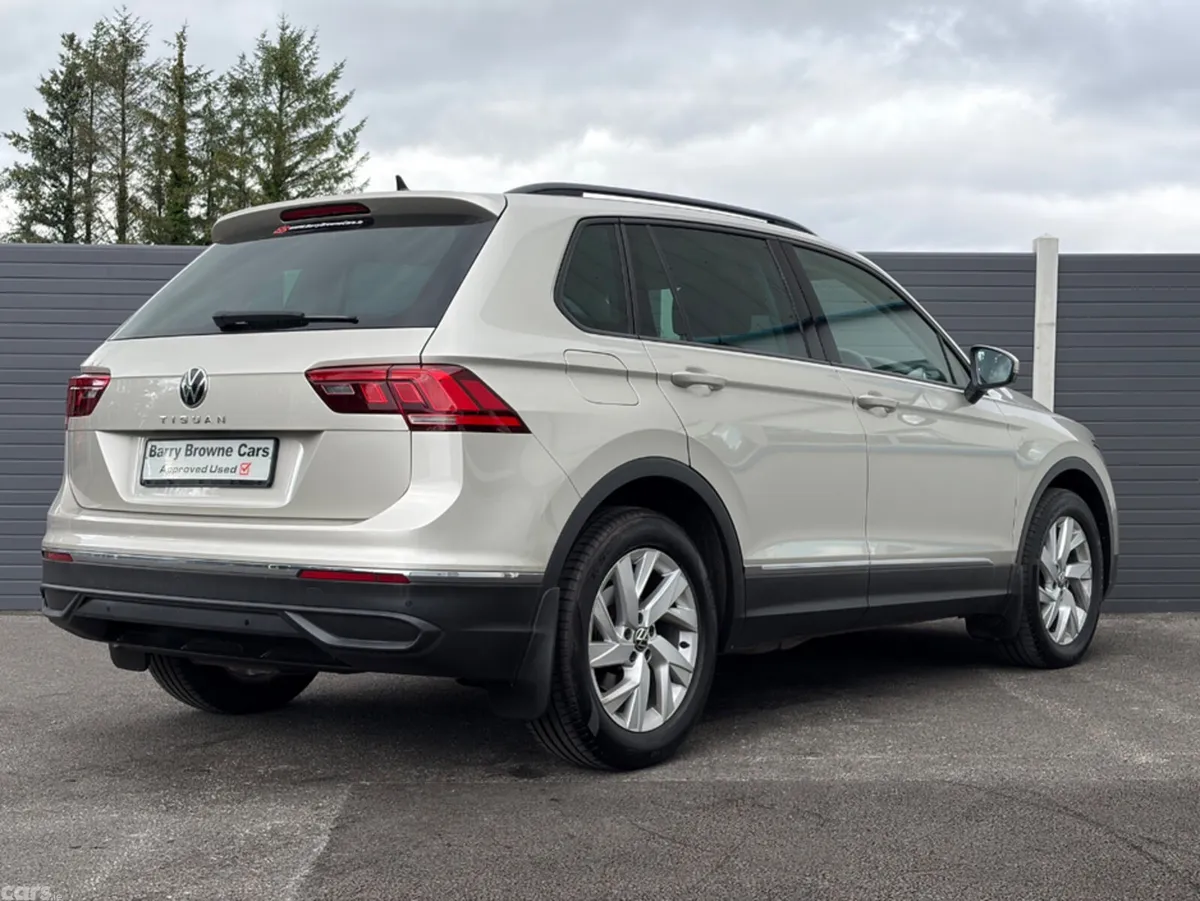 Volkswagen Tiguan Estate, Diesel, 2023, Silver