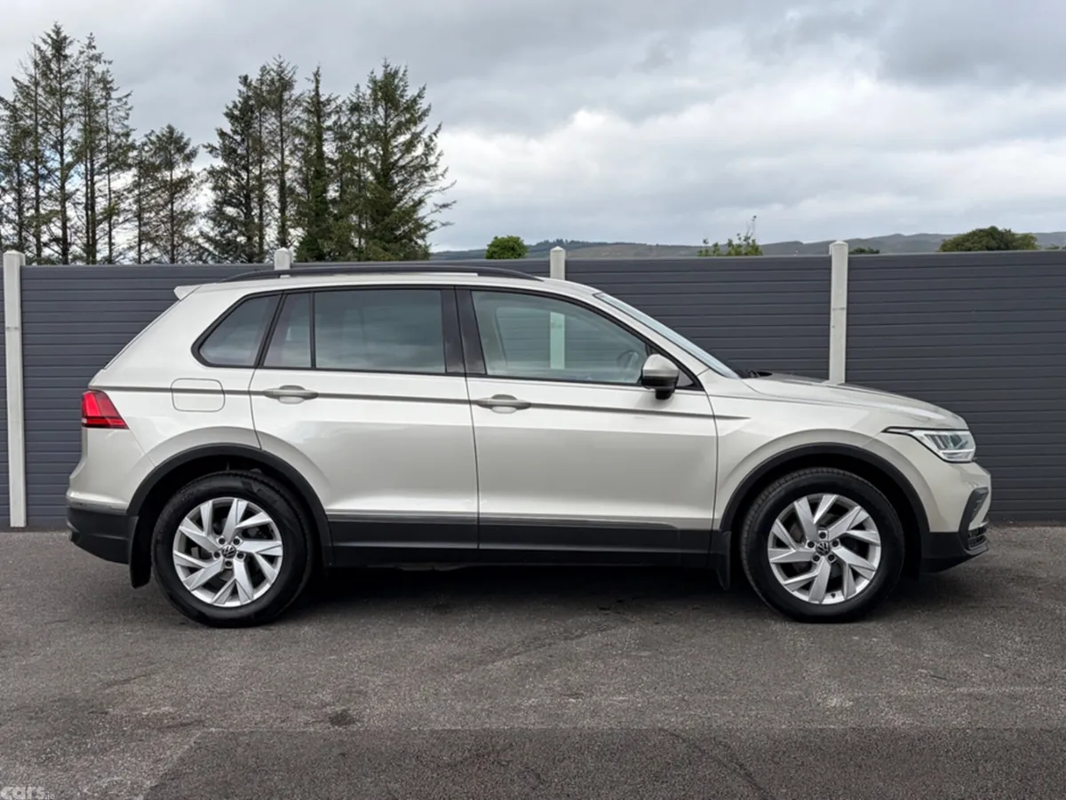 Volkswagen Tiguan Estate, Diesel, 2023, Silver