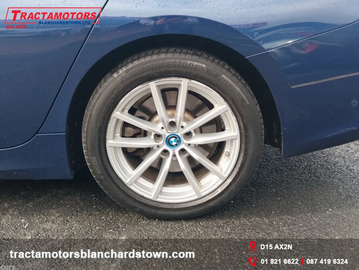 BMW 3-Series Estate, Petrol Plug-in Hybrid, 2022, Blue