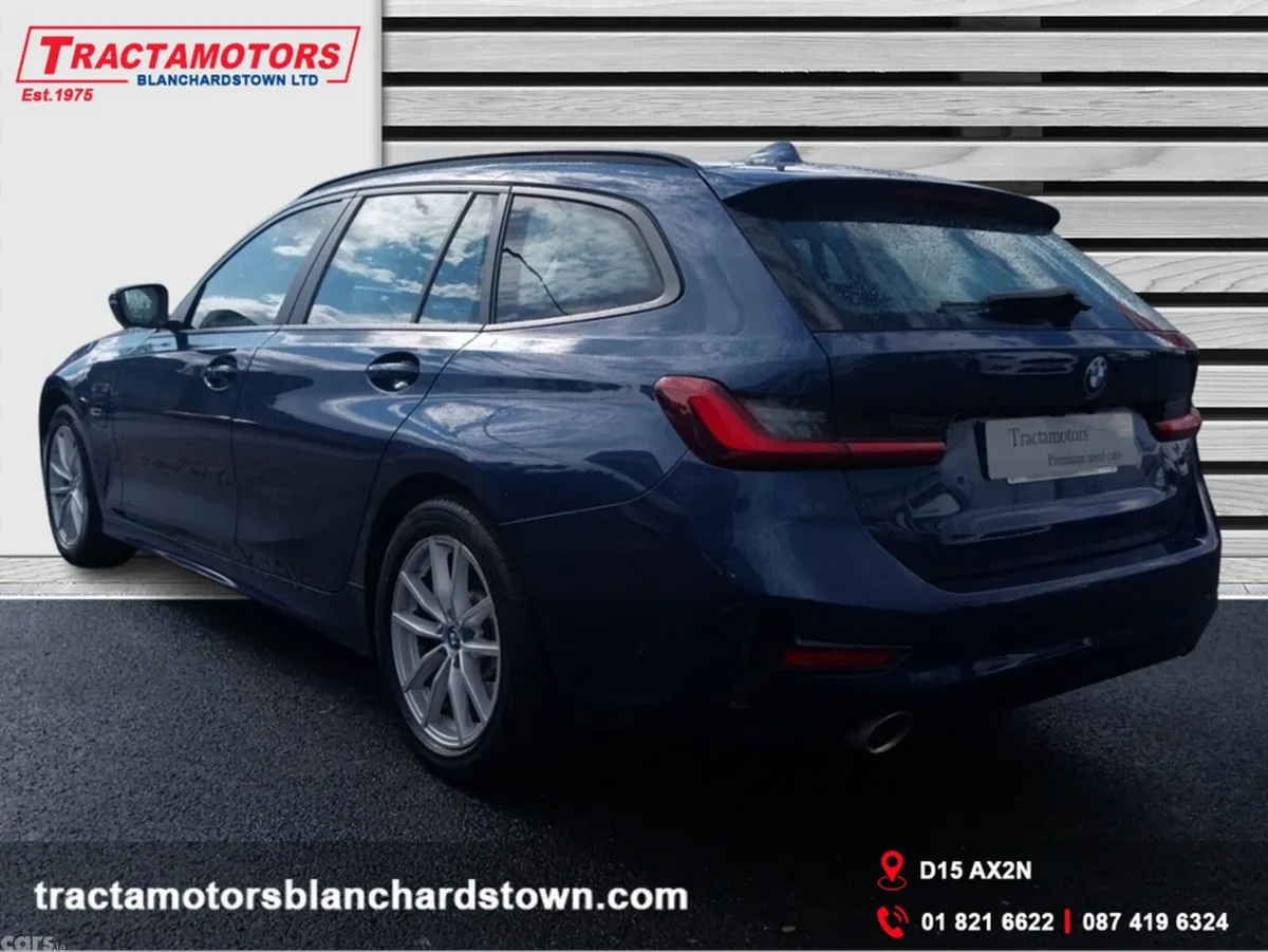 BMW 3-Series Estate, Petrol Plug-in Hybrid, 2022, Blue