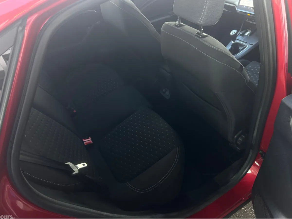 Ford Puma MPV, Petrol Hybrid, 2024, Red