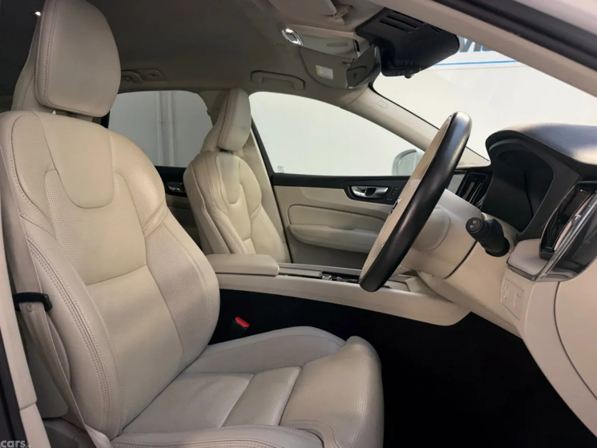 Volvo XC60 SUV, Diesel, 2020, White