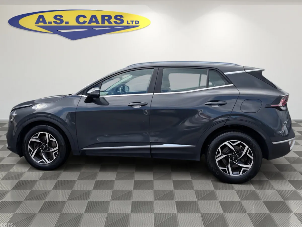Kia Sportage SUV, Diesel, 2022, Grey