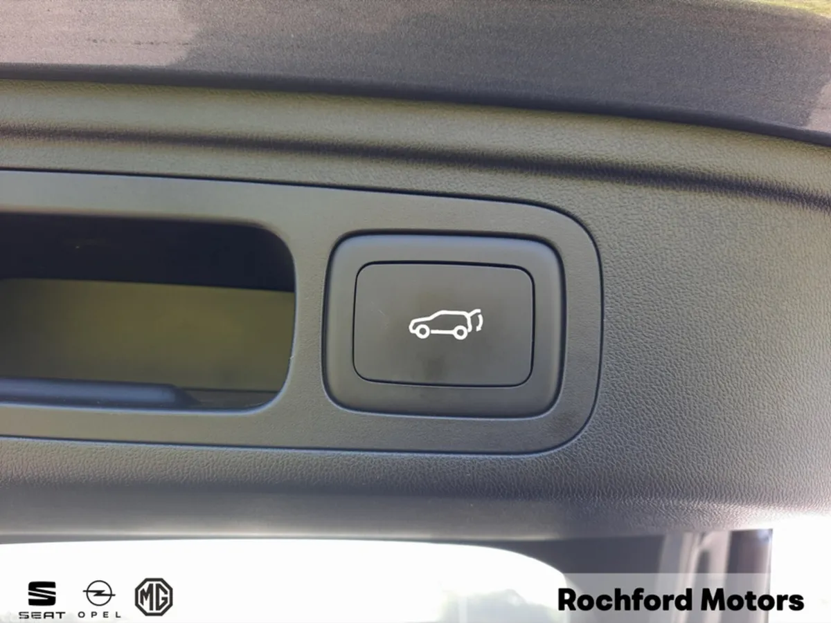 MG HS Hatchback, Petrol Plug-in Hybrid, 2025, Grey